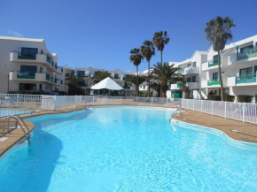 Отель RealRent Costa Teguise Beach  Тегисе